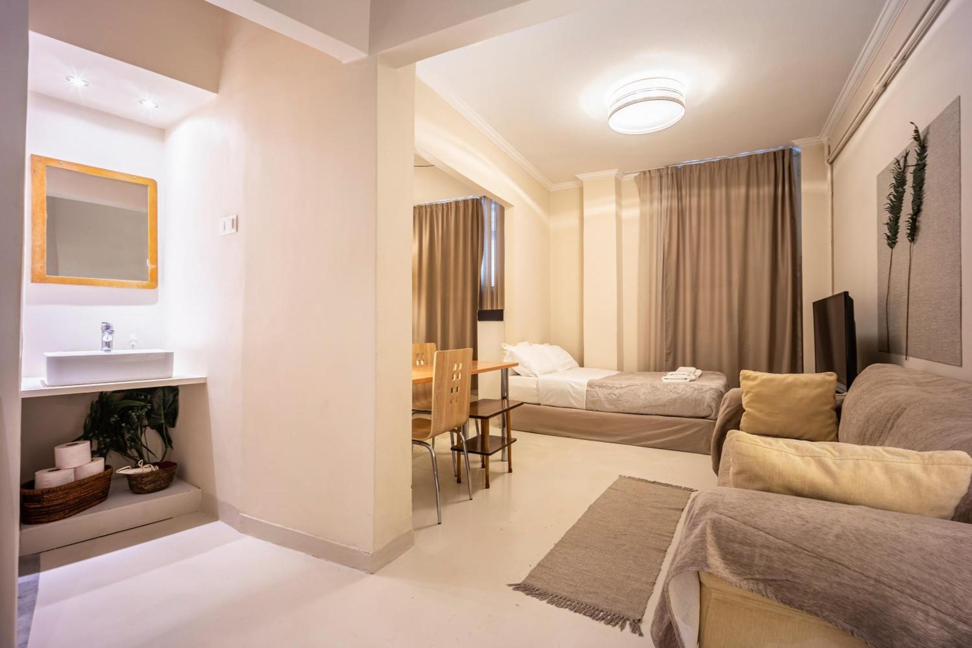 Filopappou Decent Apartment Athens Exterior photo